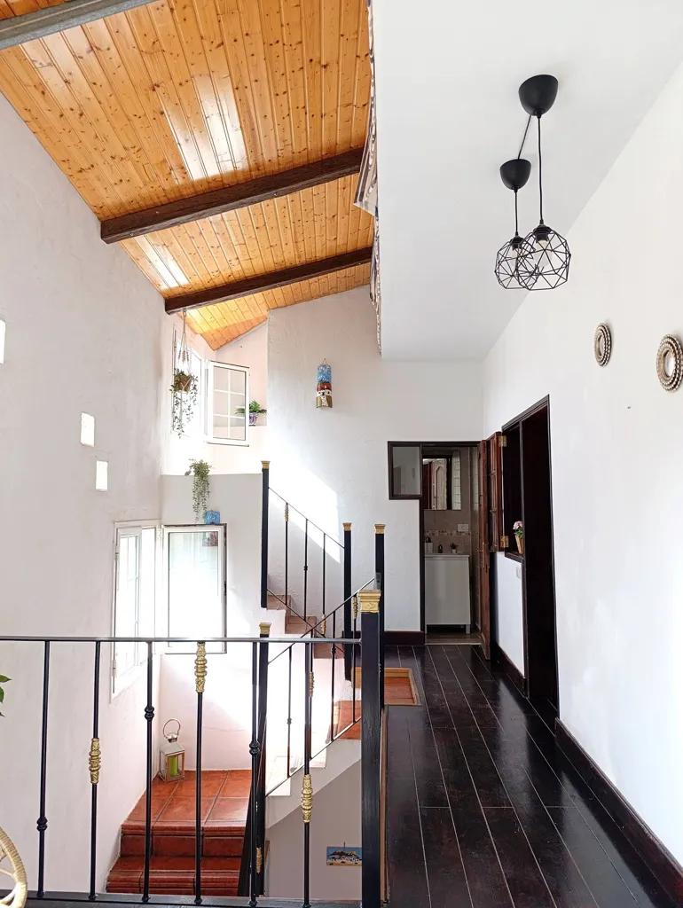 Toad - Rustic House with Panoramic Terrace in Teror