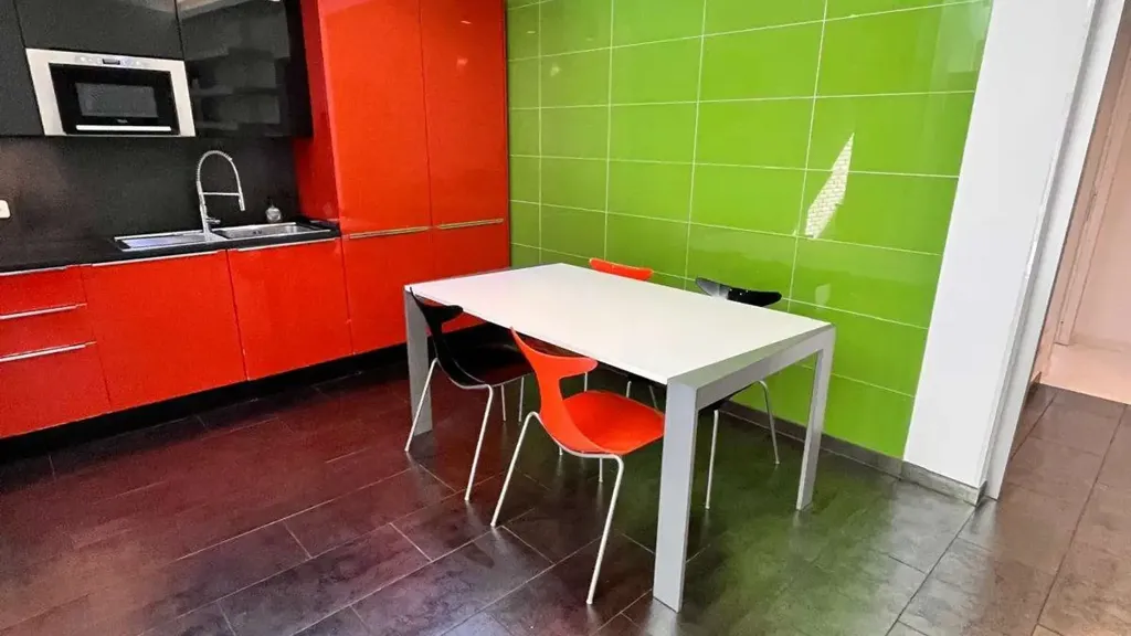 Cuisine - Rented Apartment with Balcony in Rome