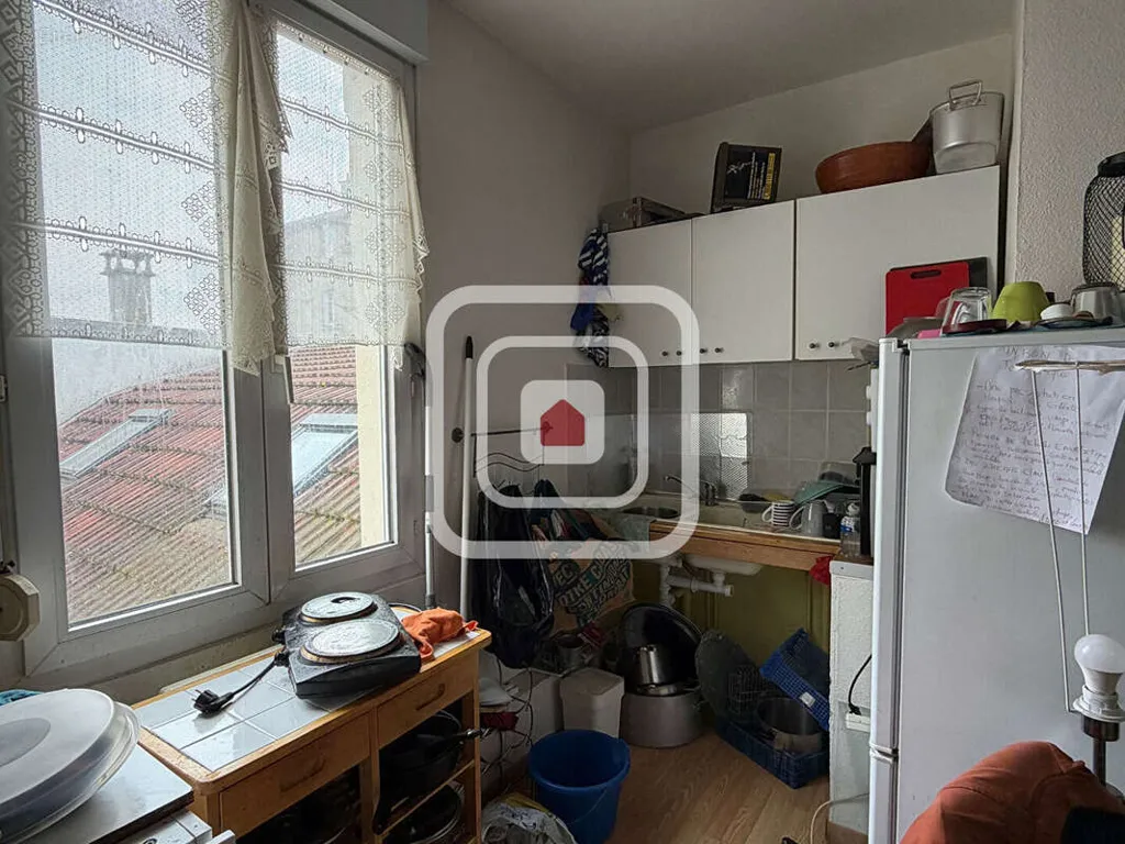 Cuisine - Appartement T2 dans Petite Copropriété à Luton