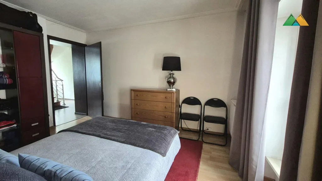 Chambres - Maison avec Terrasse et Jardin à Wormeldange