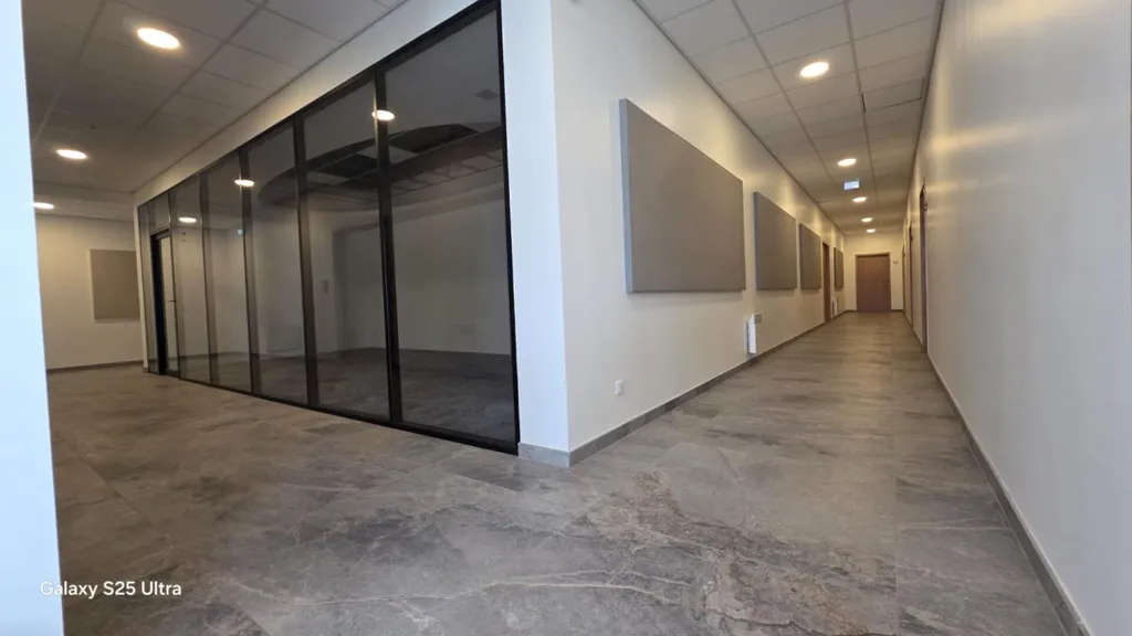 Bureau - Centre d'Affaires Neuf au Parc Alata