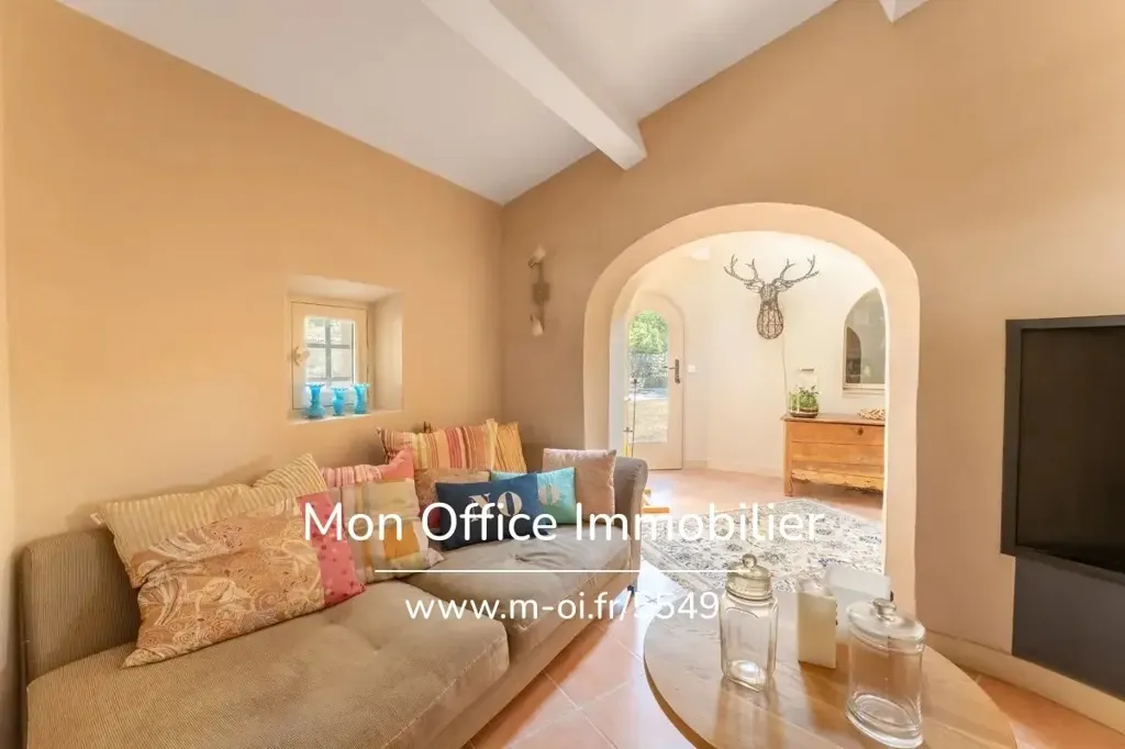 Soggiorno - 10-Bedroom House with Jacuzzi in Rognes