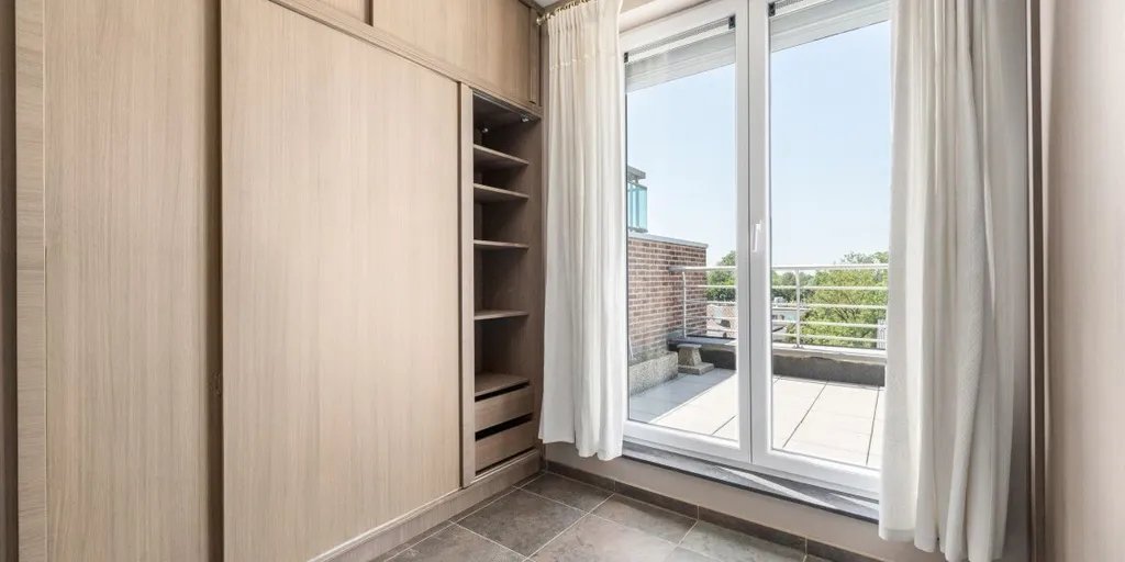 Balcon - Duplex avec Vue sur la Place à Deinze