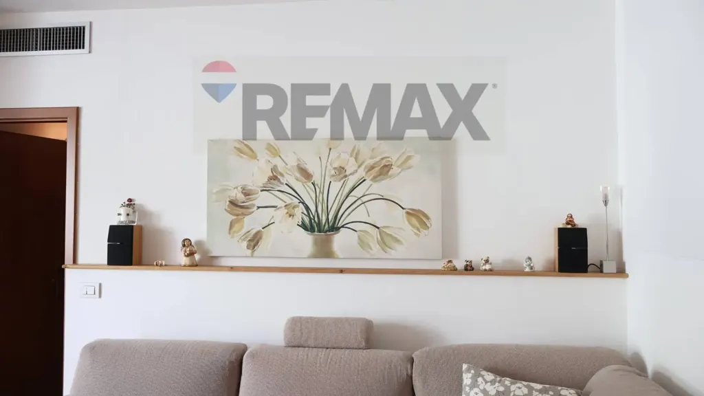 Séjour - Apartment with Veranda in Trento