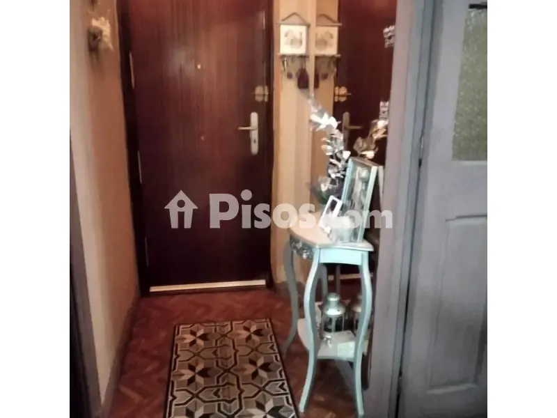 Esik - Ample 3-Bed Apartment with Balcony in Basauri