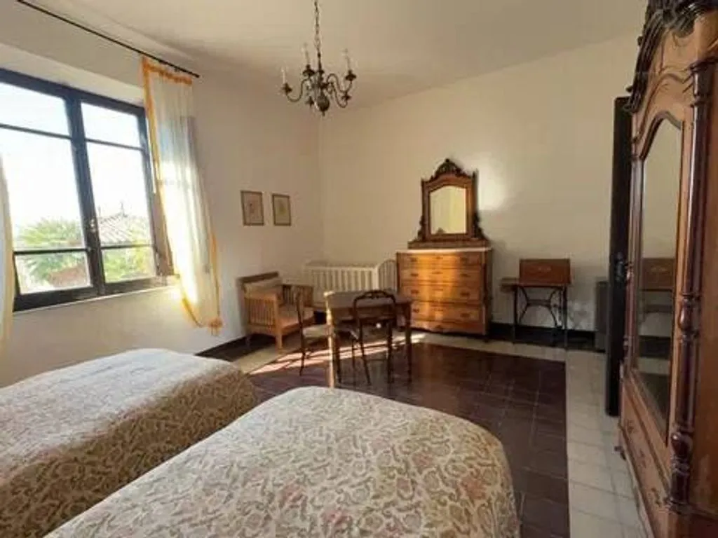 Chambres - Historic Villa with Panoramic Tower in Tuscany