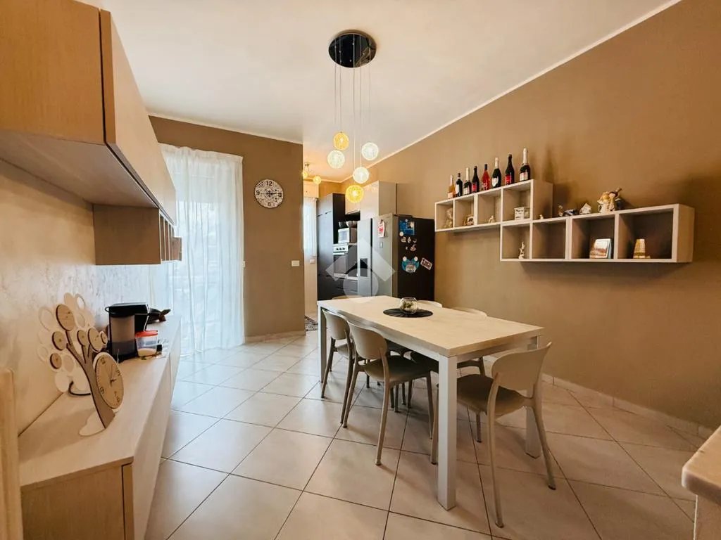 Salle à manger - Restored 3-Bedroom Flat with Balcony in Rivoli