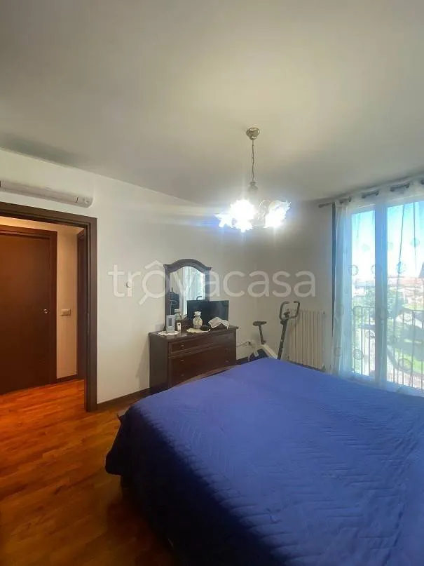 Chambres - Apartment with Terrace near Tavazzano Station