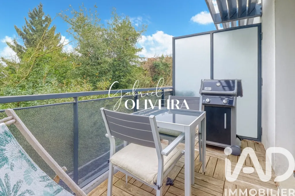 Balcony - Duplex with Balcony in Montmagny