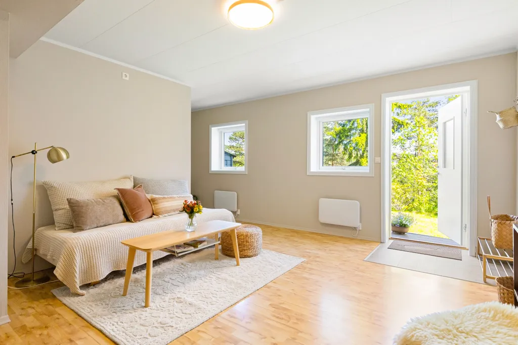 Living Room - Spacious Terraced House with Terrace in Quiet Area