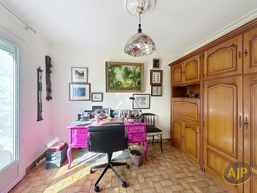 Bureau - Maison dans Impasse Calme avec Jardin à Nantes