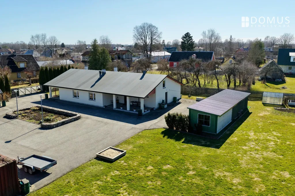 Vue aérienne - Spacious Stone House with Garden in Põltsamaa