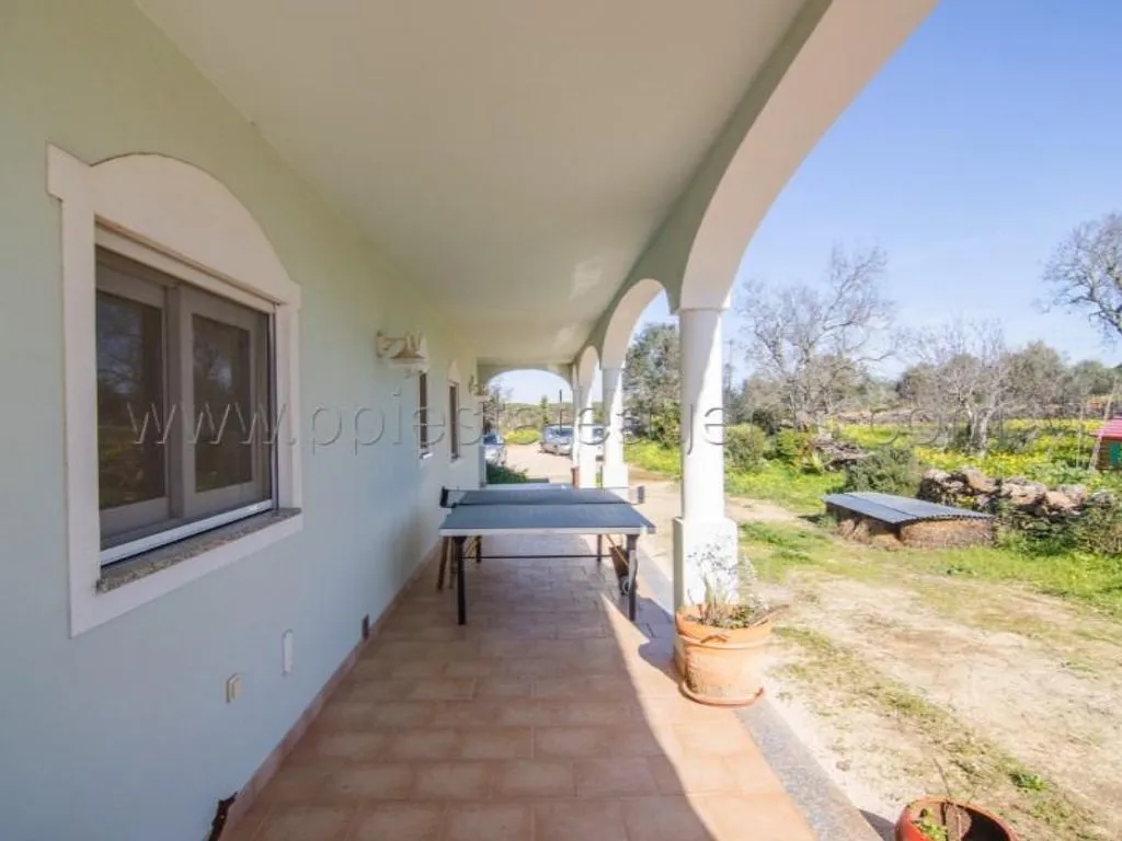 Terrace - Luxury Villa with Pool in Lagos Countryside