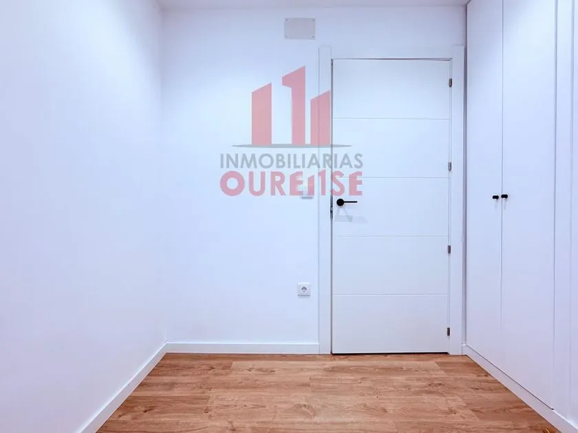Pièces - New Flat with Garden View in Ourense