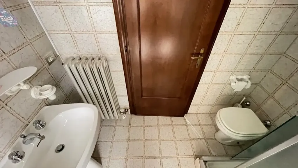Vannitoad - Spacious Apartment with Balcony in Suzzara