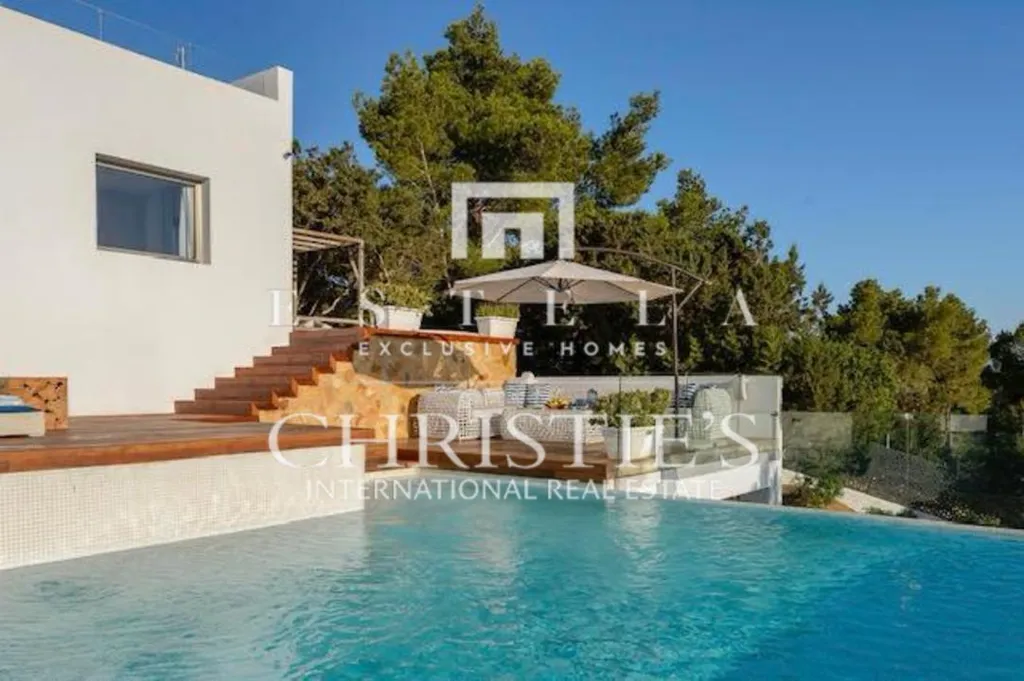 Bassein - Detached House with Infinity Pool in Cala Salada