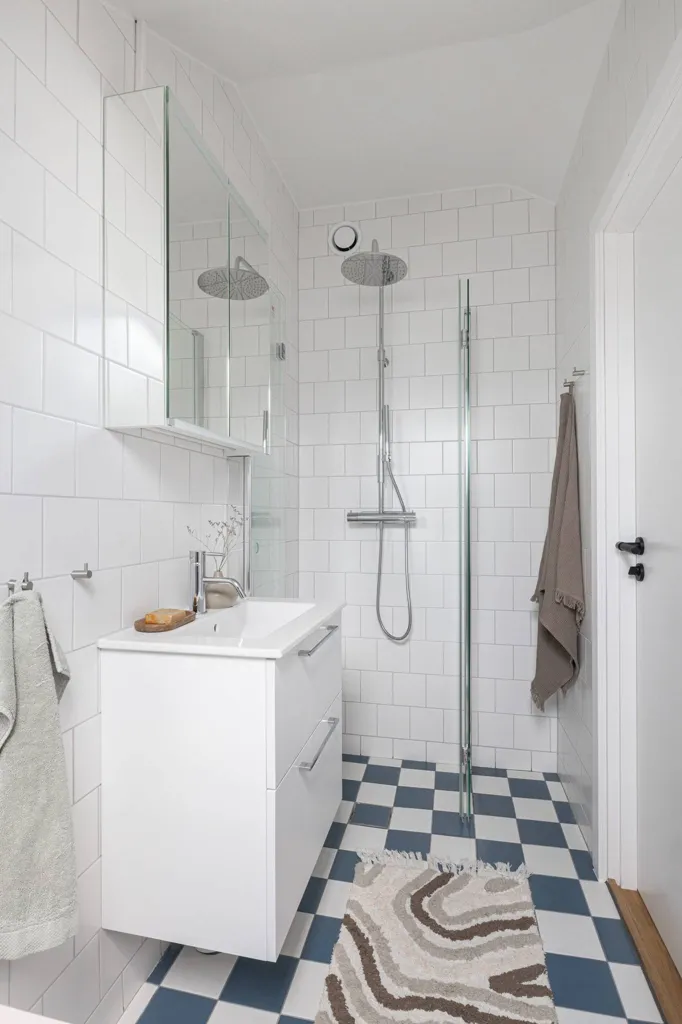 Vannitoad - Modern Loft with Garden Access in Sundbyberg