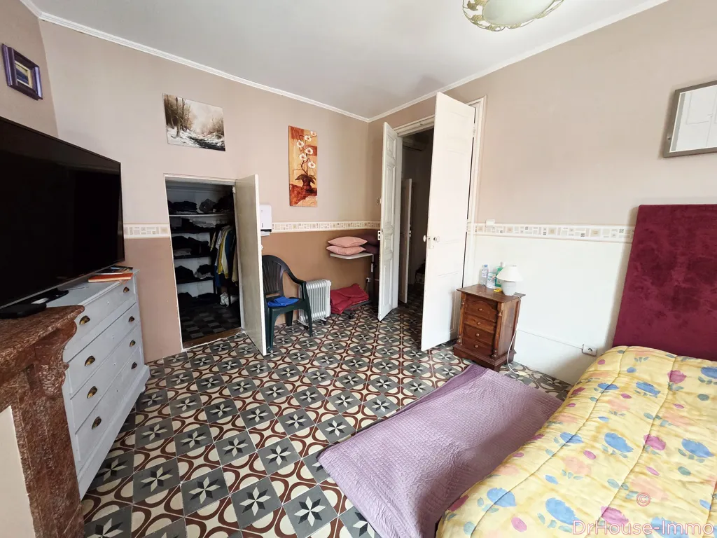 Magamistoad - Spacious House with 5 Bedrooms in Chalon-sur-Saône