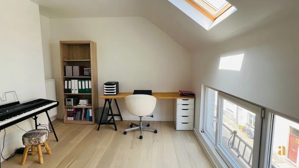 Bureau - Appartement Lumineux avec Jardin à Gand