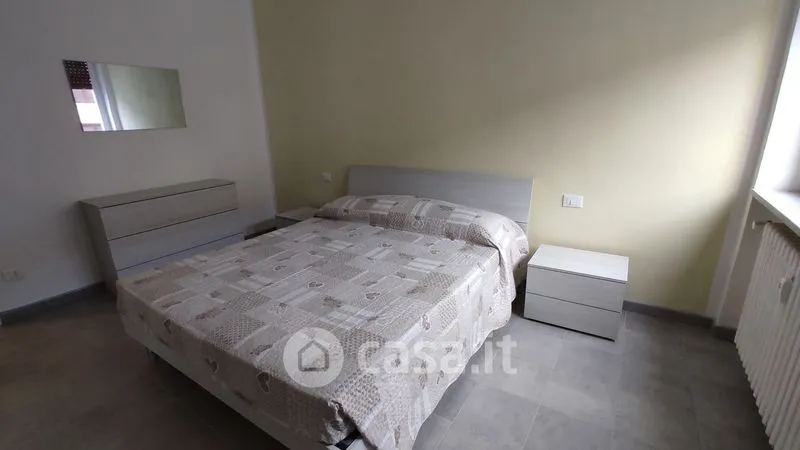 Magamistoad - Fully Furnished Flat with Shared Garden in Novara
