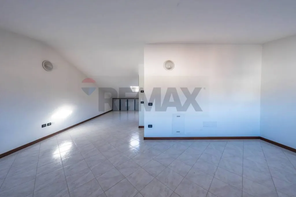 Entrée - Energy-Efficient Semi-Detached Villa in Vigarano Mainarda