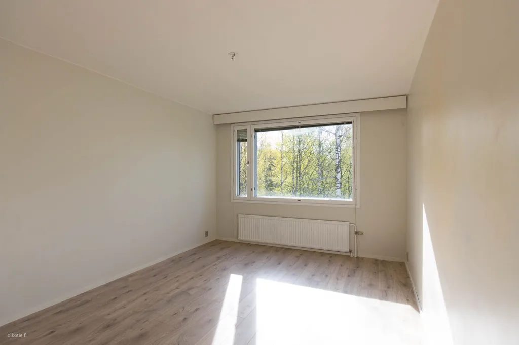other_room
