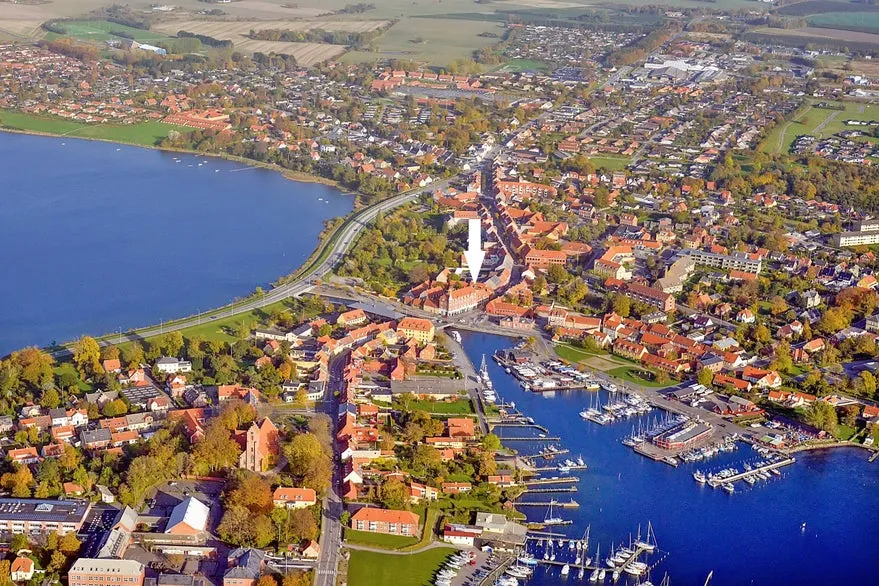 Commercial Flat in Skælskør's Shopping Area