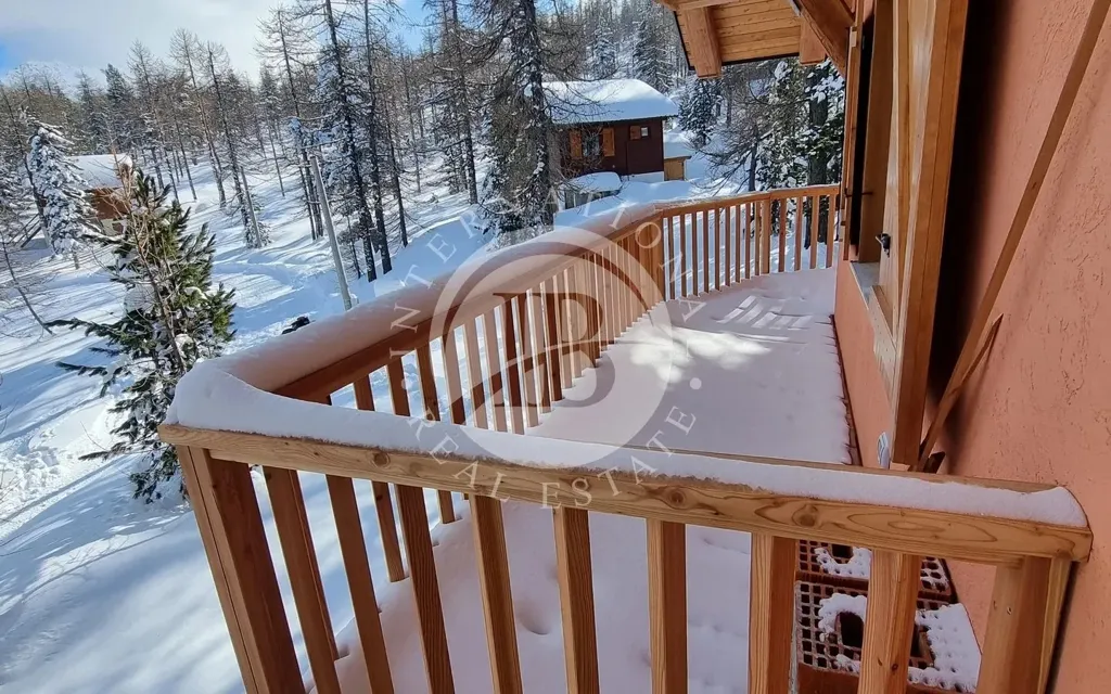 Rõdu - New Chalet with Mountain View near Ski Slopes
