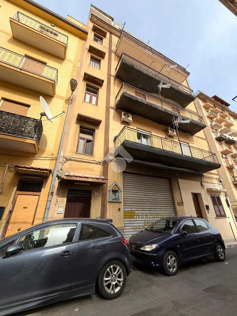 Extérieur - Two-Bedroom Apartment with Balcony in Pitrè Alta, Palermo