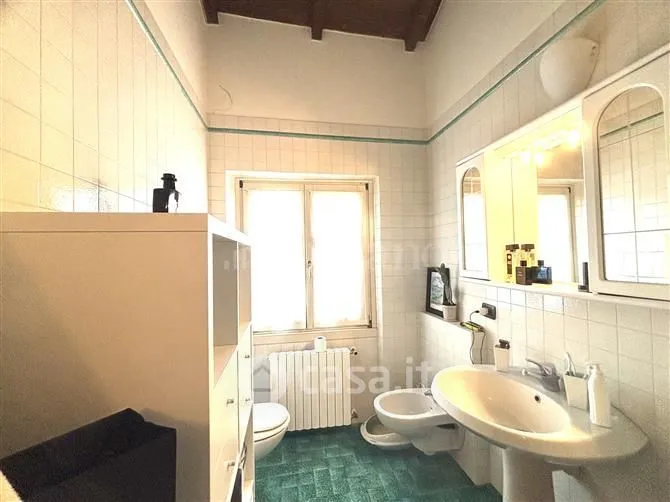 Salles de bain - Rearranged Triplex with Parking in Corso Cavour, Verona