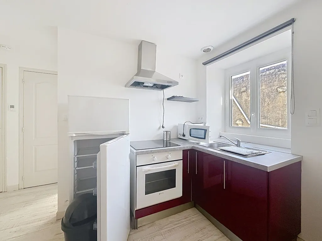 Cuisine - Appartement Meublé au Dernier Étage à Luçon