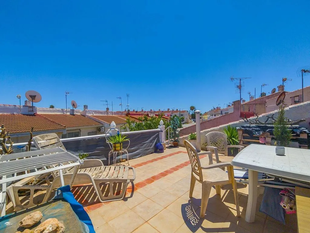 Terrace - Bungalow with Garden in Torrevieja