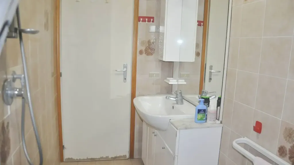 Bagni - Bright Apartment with Terraces in Vada
