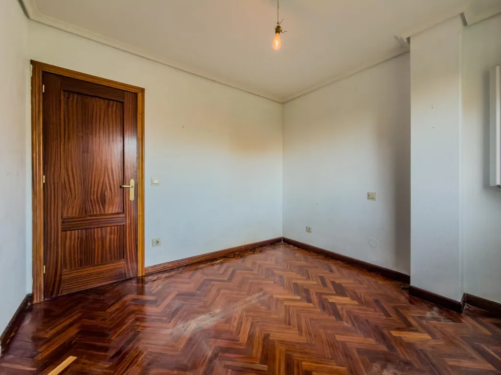 Toad - Modern Flat with Sea View in Valdenoja, Santander