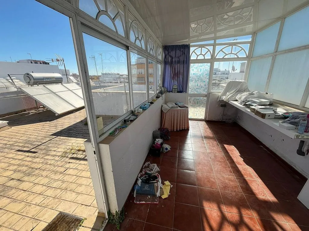 Terrazza - City Centre Flat with Private Rooftop in Central City