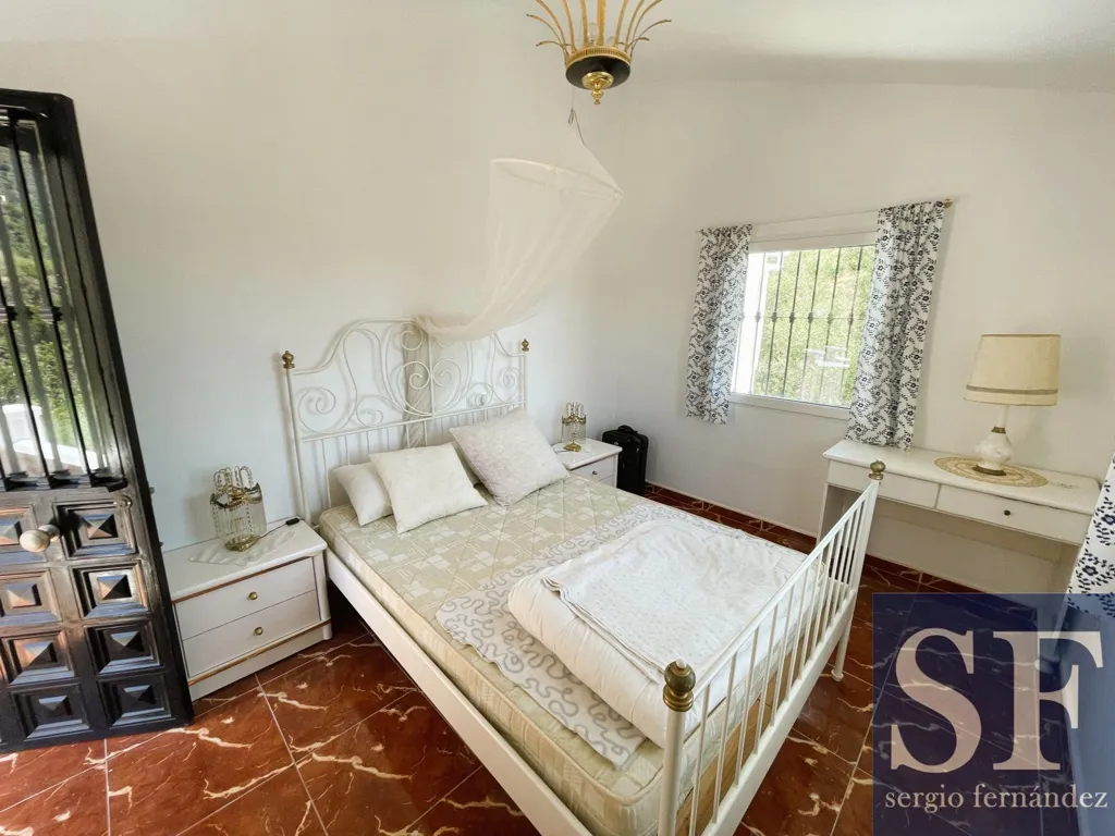 Bedrooms - Villa with Pool and Valley Views in Sayalonga