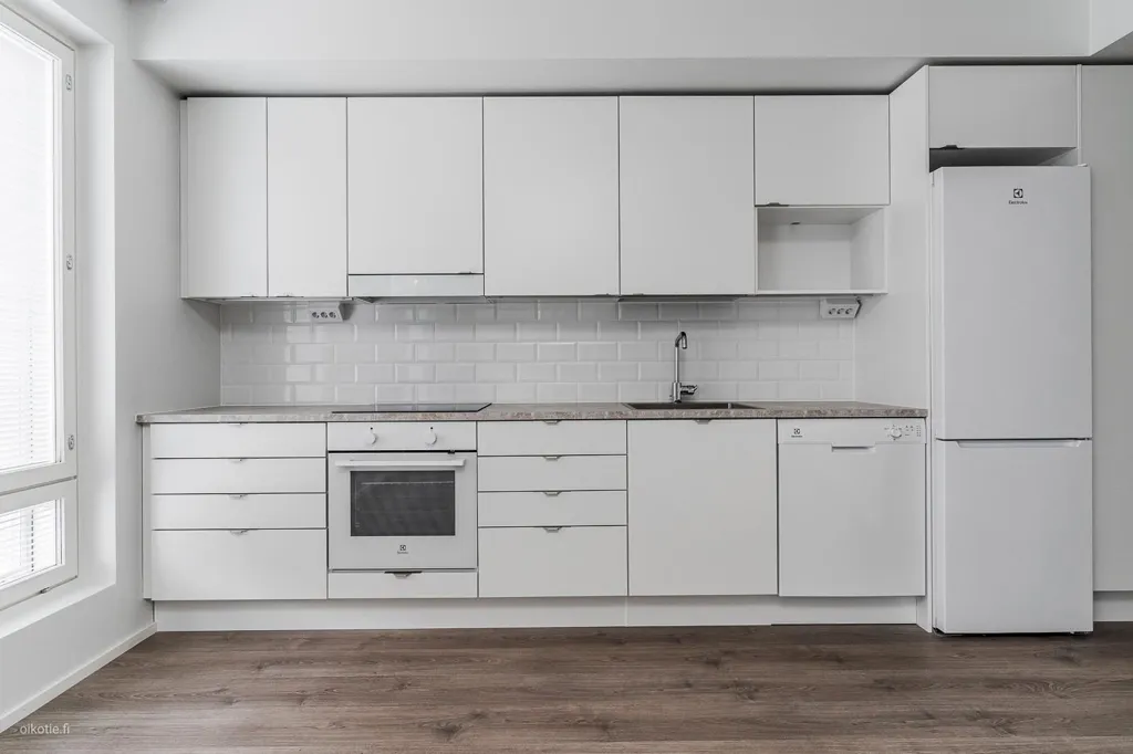 Cuisine - Modern Apartment with Balcony in Iso-Heikkilä, Turku