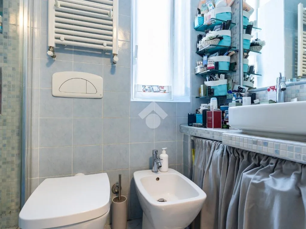 Vannitoad - Renovated 2-Bedroom in Pineta Sacchetti, Rome