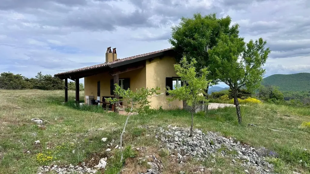 Extérieur - Independent House with Panoramic View in Carapelle Calvisio