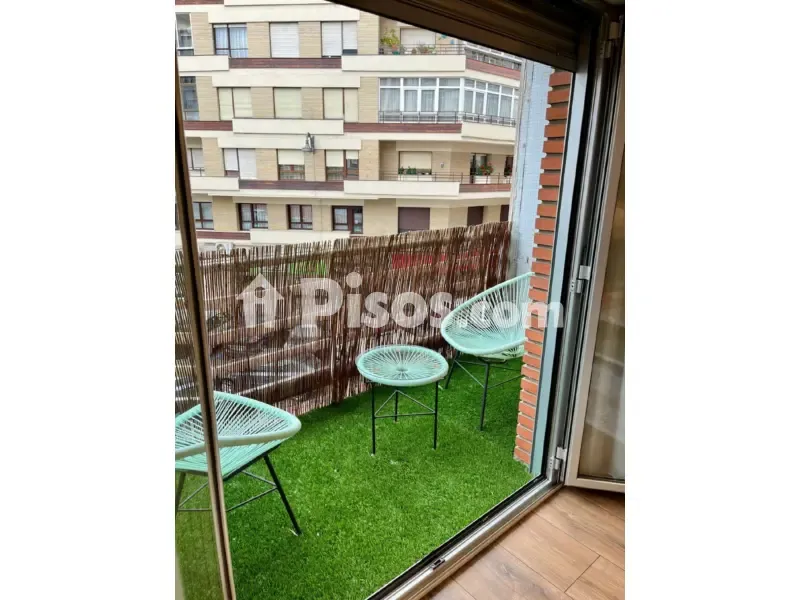 Balcony - Modern Flat with Balcony in León