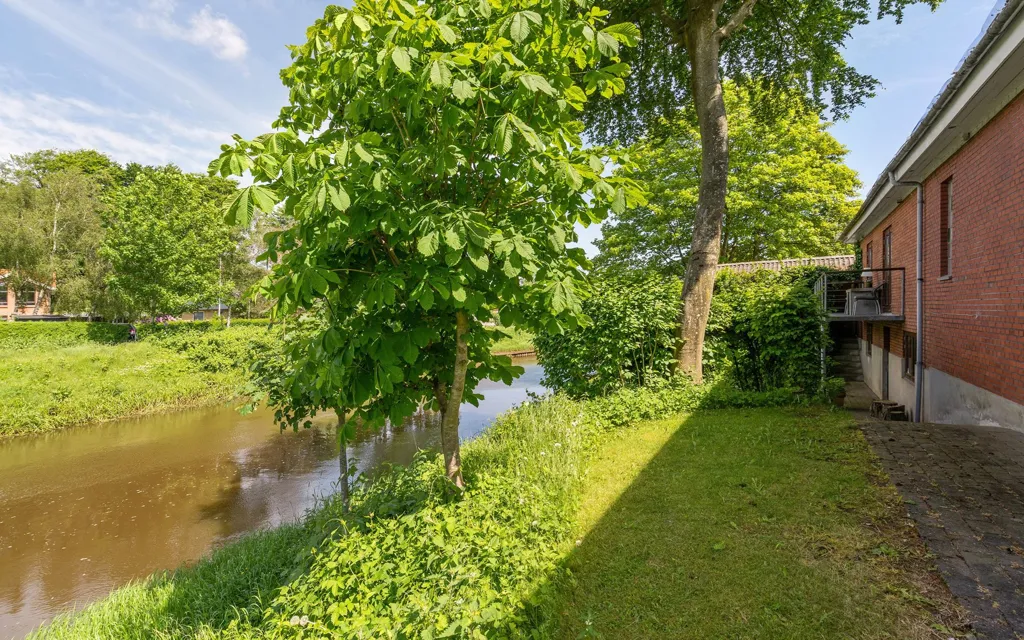 Jardin - 1948 Villa with Garden in Holstebro