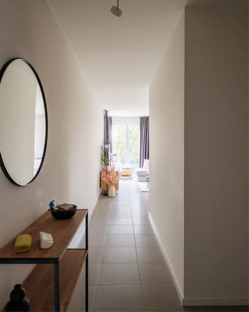 hallway_entrance