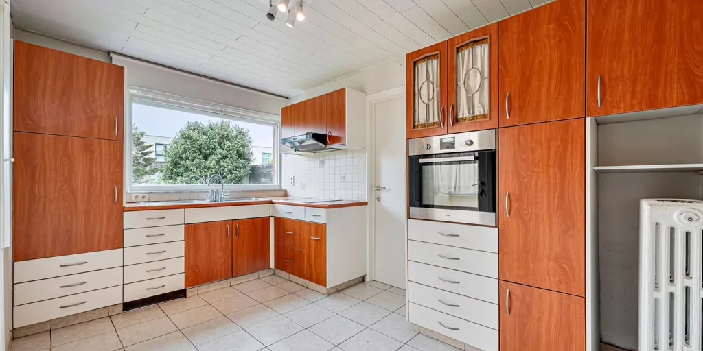 Köök - Spacious House with Garden in Wevelgem