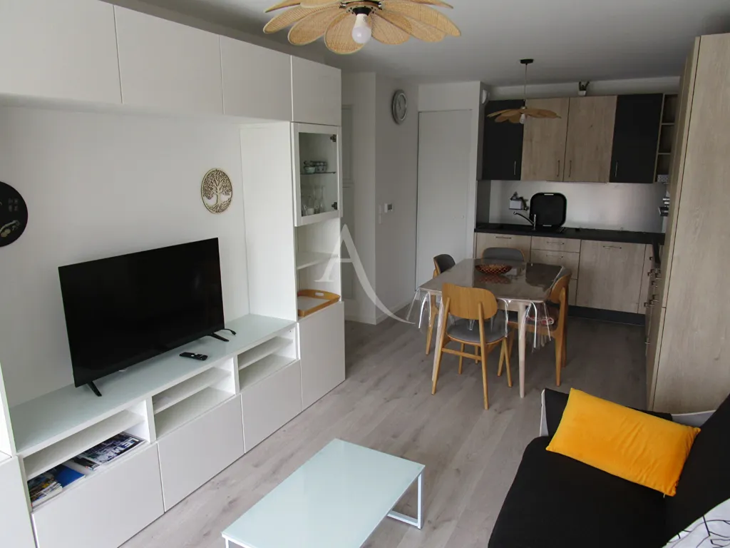 Elutuba - Modern Flat with Balcony in Saint Jean de Monts Centre