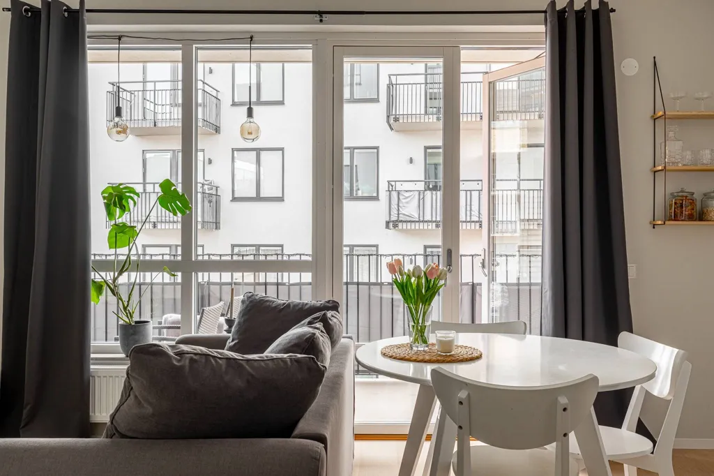 Séjour - Modern Flat with Balcony in Eskilstuna