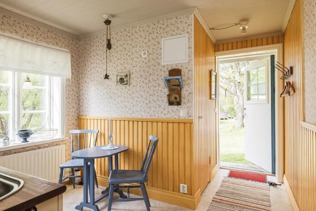 Salle à manger - Historic Villa with Forest View in Västloning
