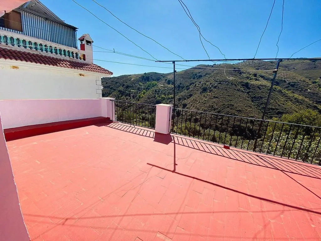 Terrazza - Chalet with Terrace in Sorvilán