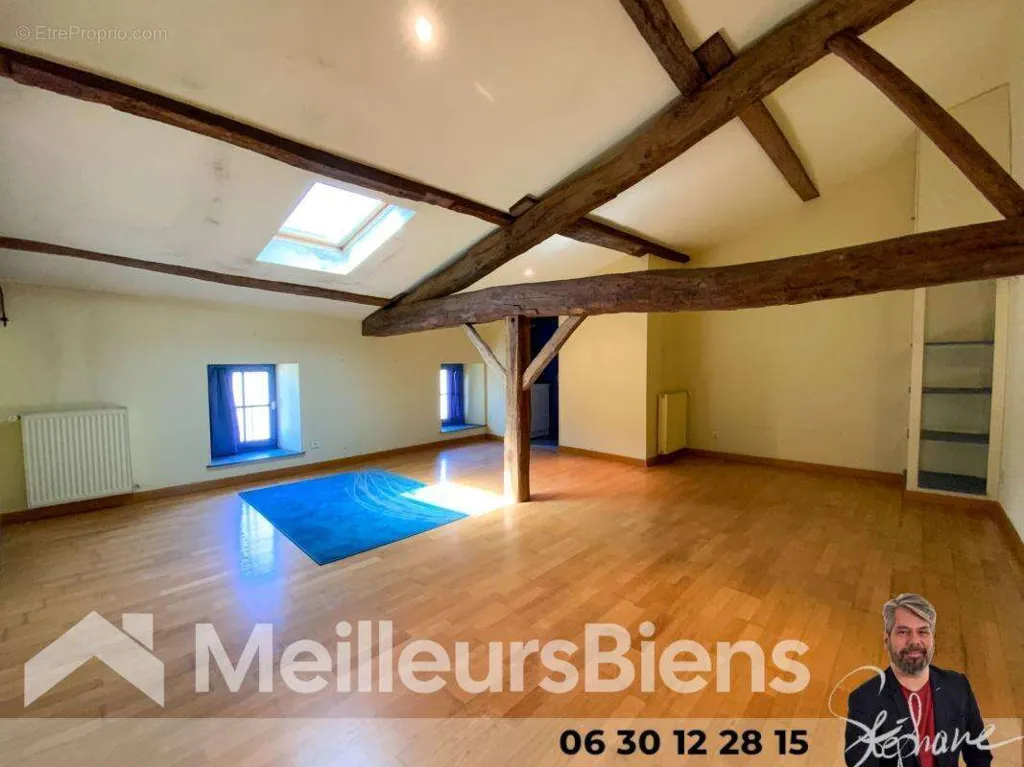 Pièces - Maison de Caractère avec Espace Pro au Centre de Jonzac
