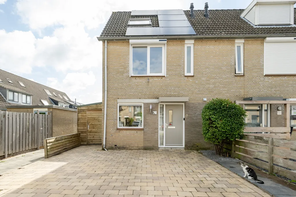 Välivaade - Modernised Corner House with Garden in Leerdam