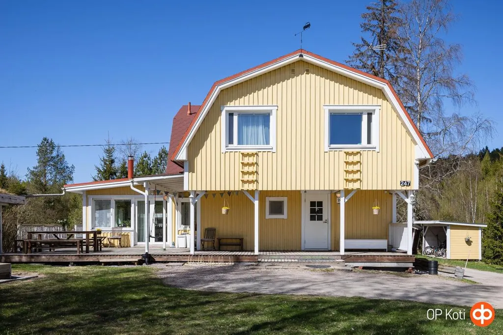 Välivaade - Spacious Detached House with Garden in Siuntio